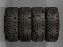 235/45 R18 98V POUŽITÉ ZIMNÍ PNEUMATIKY HANKOOK