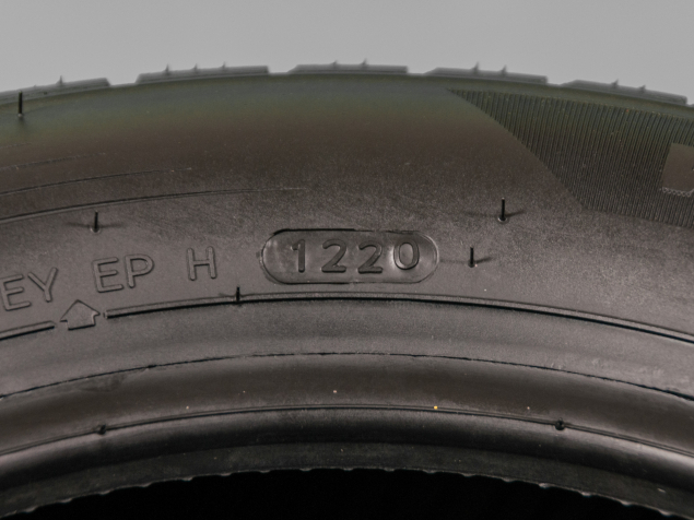 155/70 R13 75T NOVÉ ZIMNÍ PNEUMATIKY HANKOOK