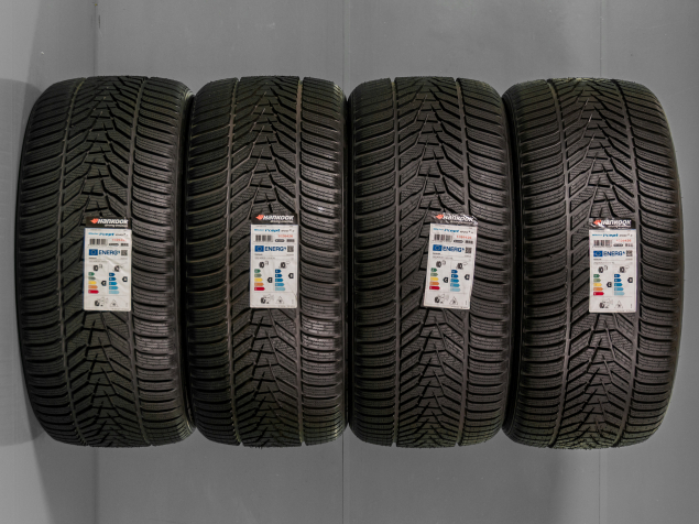 295/40 R20 110V XL NOVÉ ZIMNÍ PNEUMATIKY HANKOOK