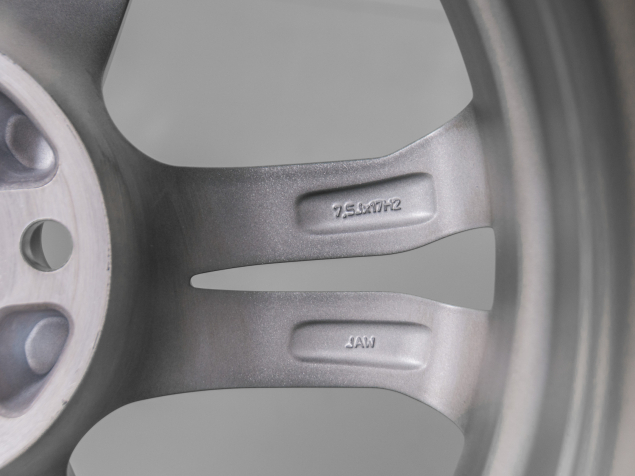 LEXUS IS 7,5x17 5x114,3 ET48 225/45/17 TPMS NOVÁ ZIMNÍ ALU SADA