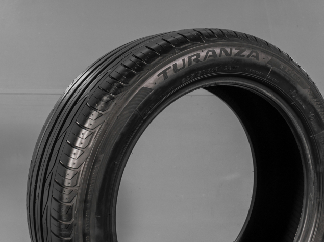 BRIDGESTONE TURANZA T001 225/50 R18 99W 3286340876414 LETNÍ PNEUMATIKY POUŽITÉ