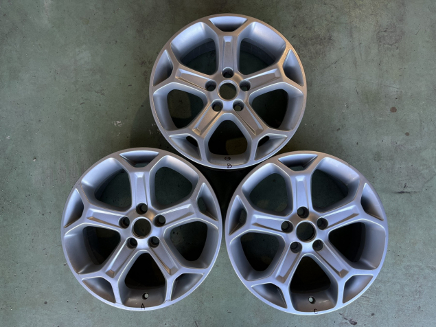 FORD MONDEO MK4 7,5x17 5x108 ET55 7S7J-1007-AA KUSOVKA