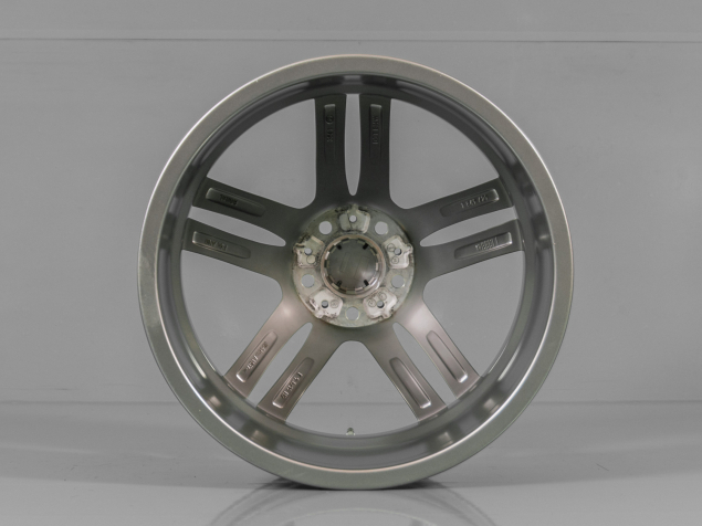 BMW X6 9,0x19 5x120 ET48 + 9,0x19 5x112 ET18 7849629, 7850070 DVOUROZMĚRNÁ ORIGINÁLNÍ ALU KOLA SNÍMAČE TLAKU