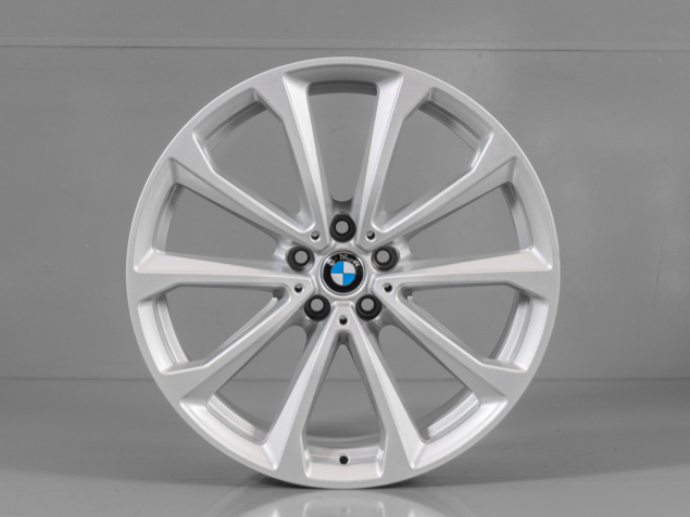 BMW X7 8,5x20 5x112 ET35 6880688 ORIGINÁLNÍ DEMO ALU KOLA