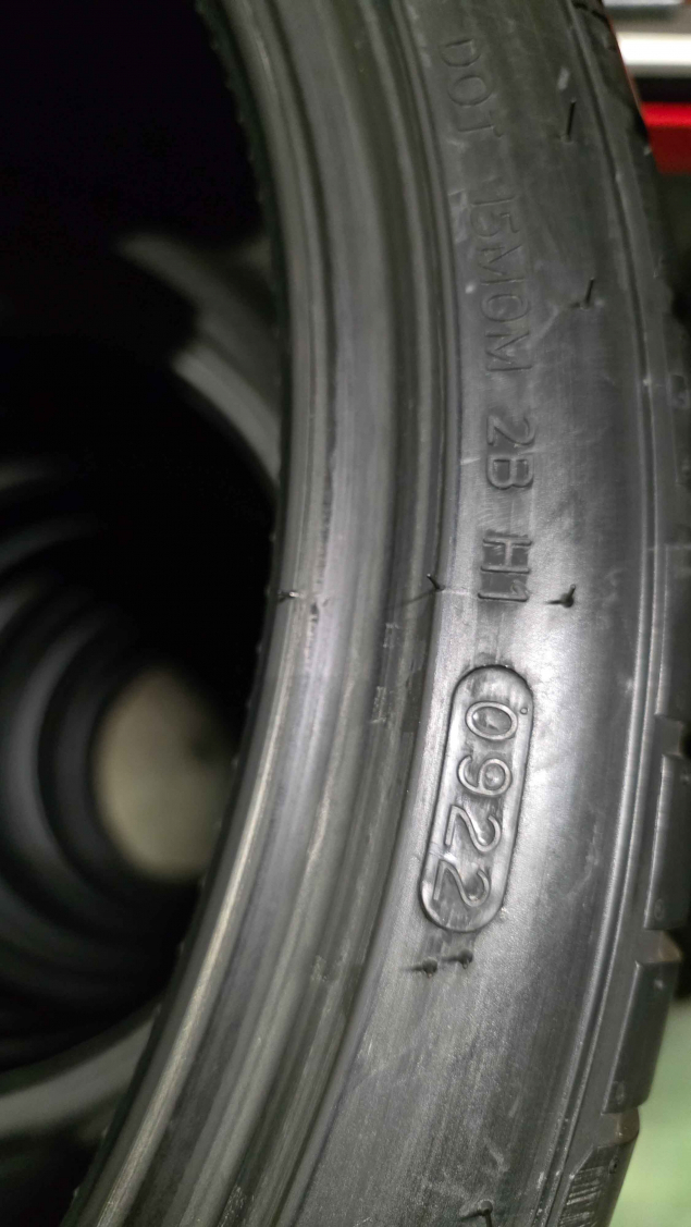 265/30 R19 93Y XL HANKOOK LETNÍ PNEUMATIKY, AUDI RS3, EAN: 8808563453941