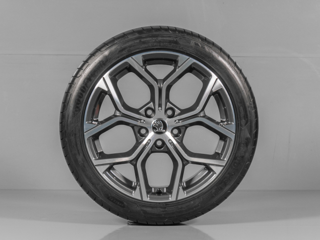 ŠKODA OCTAVIA III, 6883002, 225/45 R18 5x112, ORIGINÁLNÍ LETNÍ ALU SADA