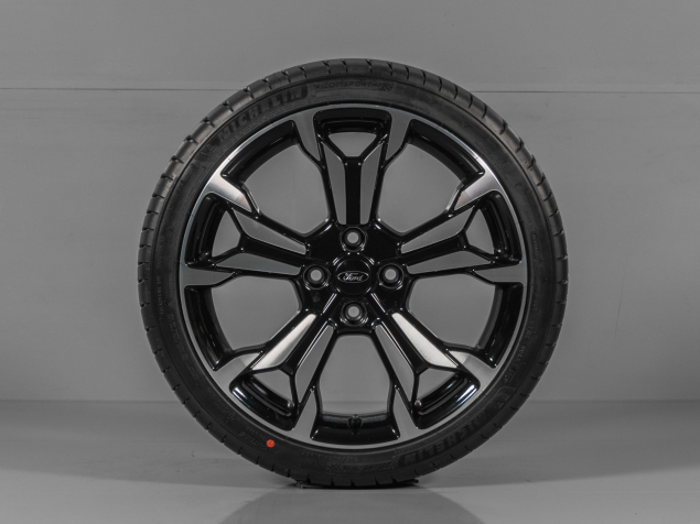 FORD FIESTA ST MK8, J1BC-1007-E1A, R18, 4x108, TPMS, DEMO LETNÍ ALU SADA