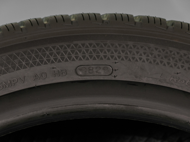 245/45 R20 103V XL EV NOVÉ ZIMNÍ PNEUMATIKY HANKOOK