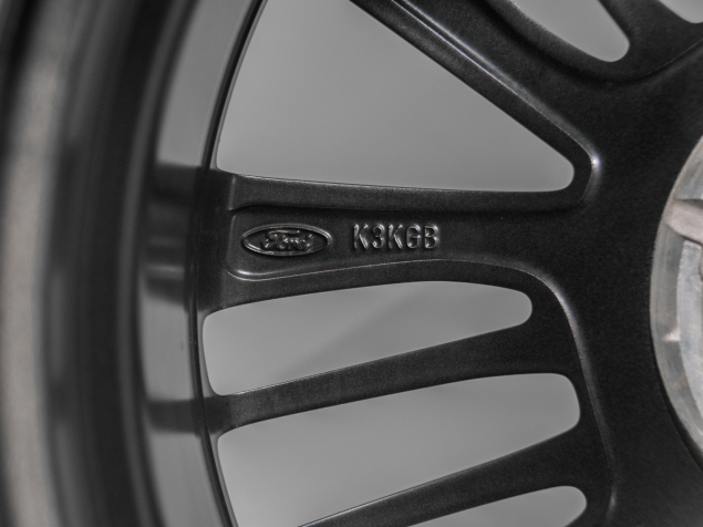 FORD KUGA 7,5x18 5x108 ET50 LV4J-1007-A1A TPMS ORIGINÁLNÍ ALU KOLA