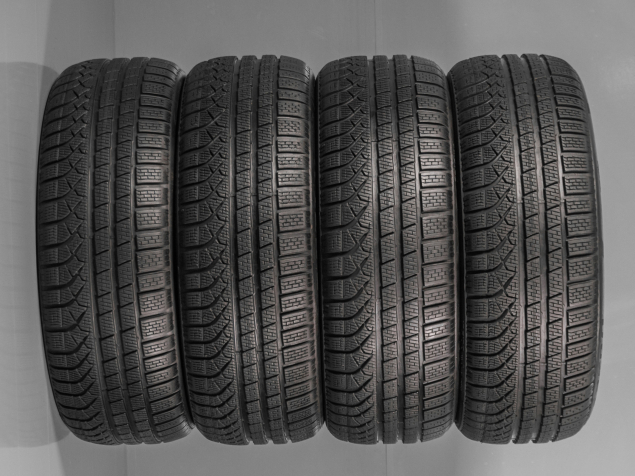 PIRELLI P-ZERO WIBNTER 225/55 R19 103V 8019227285833 ZIMNÍ PNEUMATIKY