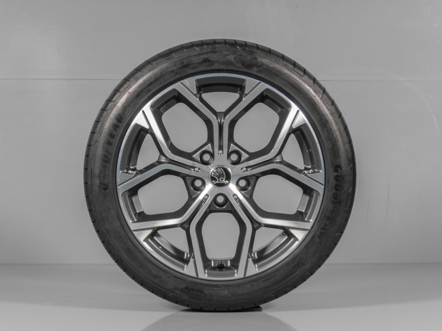 ŠKODA OCTAVIA III, 6883002, 225/45 R18 5x112, ORIGINÁLNÍ LETNÍ ALU SADA