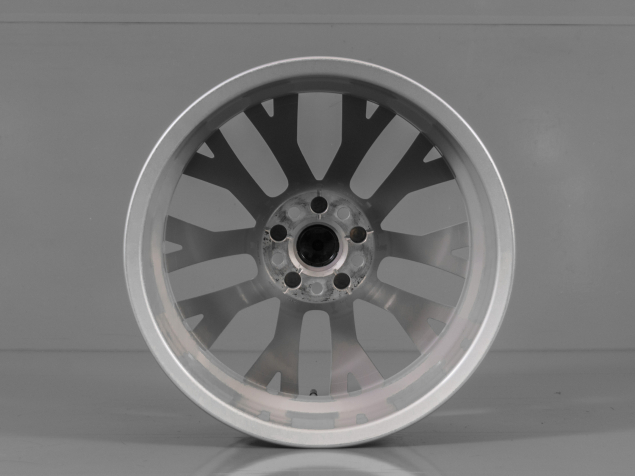 VOLKSWAGEN TOUAREG 8,0x18 ET25 5x112 760601025H, TPMS, ORIGINÁLNÍ ALU KOLA