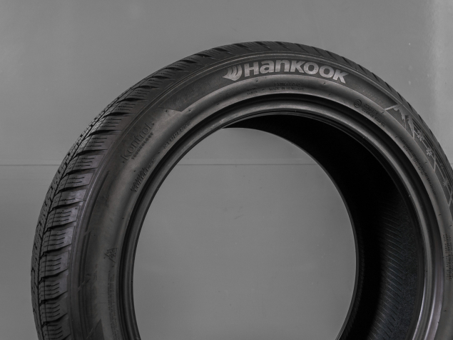 HANKOOK PNEUMATIKY R19 ZIMNÍ 235/50/19 103V, 4KS (1140T)