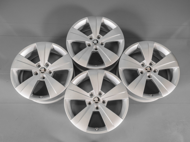 ŠKODA SUPERB III, 3V0601025A, 3V0071497 8Z8, R17, 5x112, ORIGINÁLNÍ ALU KOLA TRITON