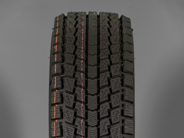 215/80 R15 102 Q NOVÉ ZIMNÍ PNEUMATIKY HANKOOK