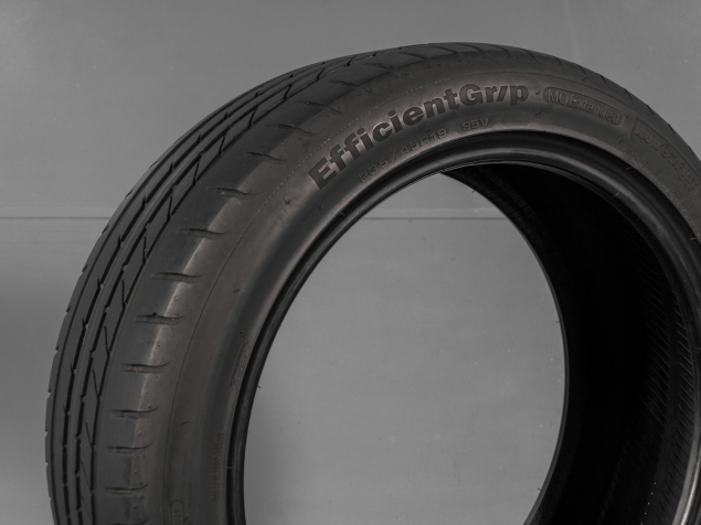 GOODYEAR EFFECIENTGRIP RFT 235/45 R19 95V 5452000433923 LETNÍ PNEUMATIKY