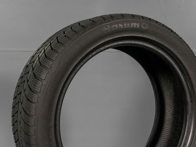 225/45 R17 94V XL POUŽITÉ ZIMNÍ PNEU HANKOOK, ŠKODA