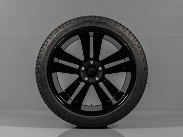 FORD MUSTANG, FR3C-1007-FC, 255/40 R19, TPMS, ORIGINÁLNÍ ZIMNÍ ALU SADA