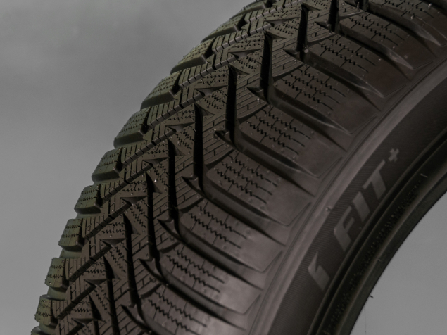 235/50 R18 101V XL NOVÉ ZIMNÍ PNEUMATIKY LAUFENN BY HANKOOK