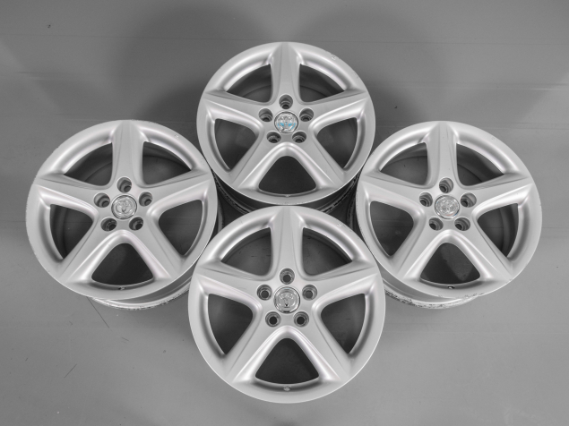 TOYOTA AVENSIS, COROLLA, RAV4 ORIG. ALU R17, ET 45 (1330T)