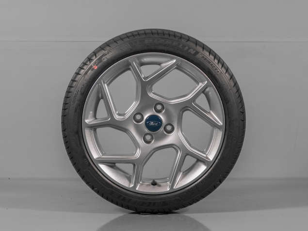 FORD FIESTA ORIGINÁLNÍ LETNÍ SADA KOL R17 4x108, SNÍMAČE TLAKU