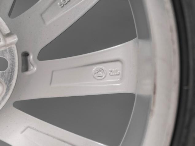 ŠKODA OCTAVIA IV PERSEUS, 5E0601025H/AB, 5E3071498G 8Z8, 225/45 R18, ORIGINÁLNÍ LETNÍ ALU SADA