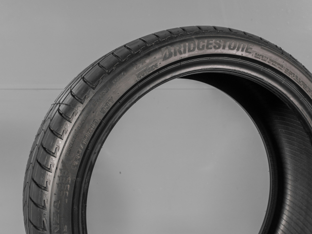 BRIDGESTONE TURANZA T005 XL 225/40 R19 93Y 3286341318814 DEMO LETNÍ PNEUMATIKY