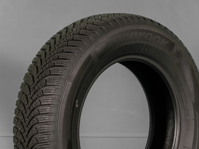 195/70 R16 94H NOVÉ ZIMNÍ PNEUMATIKY HANKOOK