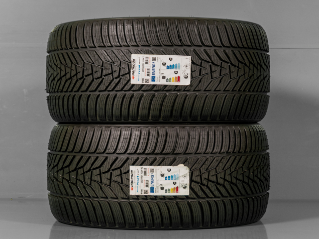 295/30 R21 102W XL NOVÉ ZIMNÍ PNEUMATIKY HANKOOK