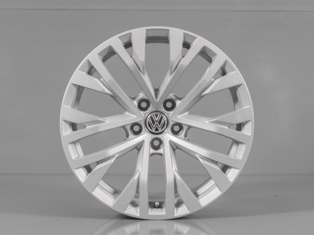 VOLKSWAGEN TOUAREG 8,0x18 ET25 5x112 760601025H, TPMS, ORIGINÁLNÍ ALU KOLA