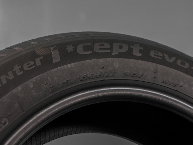 HANKOOK WINTER IICEPT EVO 2 215/60 R17 96H 8808563378244 ZIMNÍ PNEUMATIKY POUŽITÉ