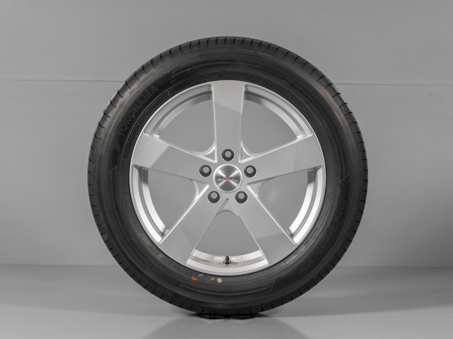 ŠKODA KAROQ DEZENT 225/55 R17 5x112 NOVÁ LETNÍ ALU SADA