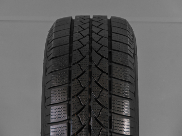 BRIDGESTONE BLIZZAK LM-18C 215/65 R16C, ZIMNÍ PNEUMATIKY POUŽITÉ