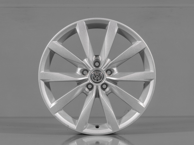 VOLKSWAGEN 7,0x17 5x100 ET49 5G0601025 HB ORIGINÁLNÍ ALU KOLA