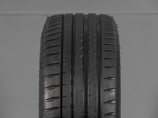 MICHELIN PILOT SPORT 4 XL 235/40 R18 95Y 3528705426958 LETNÍ PNEUMATIKY