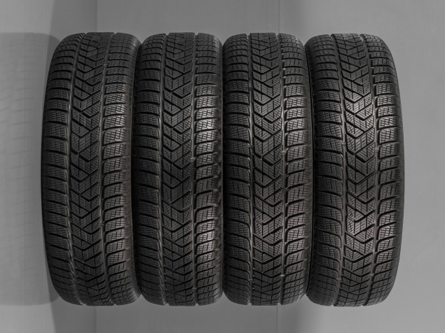 PIRELLI WINTER SCORPION 215/65 R17 99H ZIMNÍ PNEUMATIKY 8019227251968