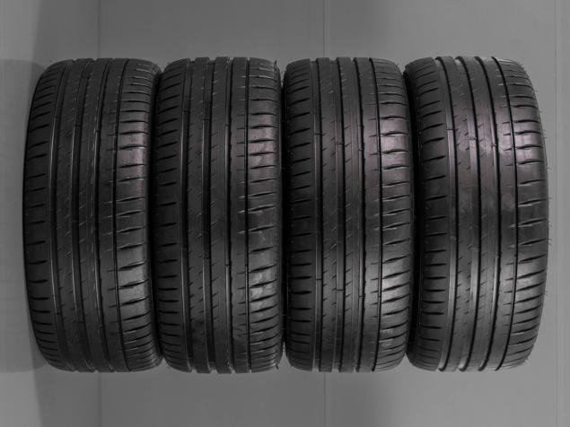 MICHELIN PILOT SPORT 4 XL 235/40 R18 95Y 3528705426958 LETNÍ PNEUMATIKY