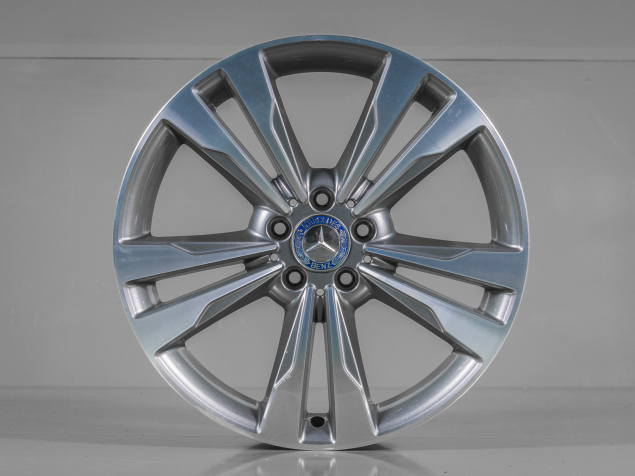 MERCEDES-BENZ BICOLOR 8,5x19 5x112 ET36 A2224011302 ORIGINÁLNÍ ALU KOLA