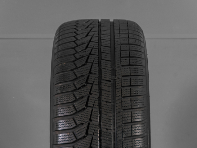 HANKOOK PNEUMATIKY R19 ZIMNÍ 235/50/19 103V, 4KS (1140T)