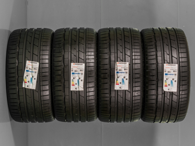Pneumatiky Hankook K127 Ventus S1 evo3 265/25 R20 Letní