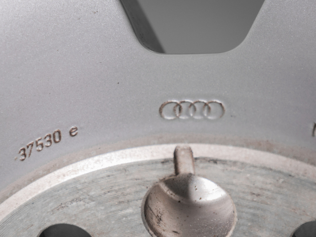ORIGINÁLNÍ LETNÍ ALU SADA AUDI, 225/40 R18 5x112