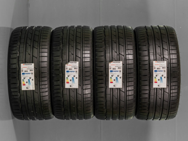 Pneumatiky Hankook K127 Ventus S1 evo3 255/30 R20 Letní