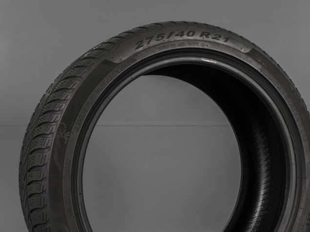 PIRELLI POUŽITÉ ZIMNÍ PNEUMATIKY 275/40 R21, 315/35 R21, RSC RUNFLAT, PRO BMW X6, X5