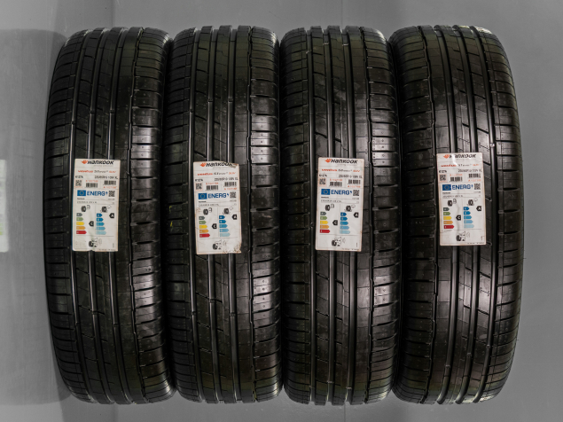 235/65 R19 109V XL LETNÍ PNEU HANKOOK, model Ventus S1 evo³ SUV, EAN: 8808563515274