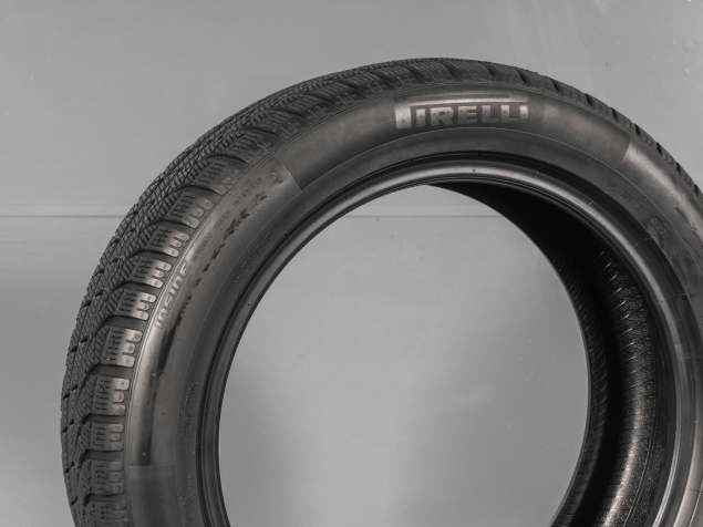 PIRELLI P-ZERO WIBNTER 225/55 R19 103V 8019227285833 ZIMNÍ PNEUMATIKY