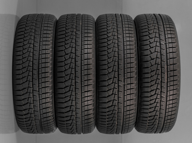 HANKOOK WINTER ICEPT EVO 2 205/60 R16 92H 8808563390741 DEMO ZIMNÍ PNEUMATIKY