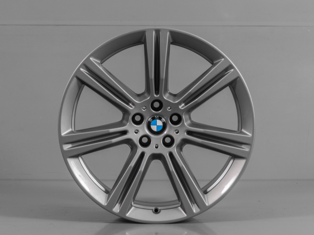 BMW X5, X6 9,0x20 5x112 ET35 + 10,5x20 5x112 ET40 6883753, 6883754 ORIGINÁLNÍ DVOUROZMĚRNÁ ALU KOLA