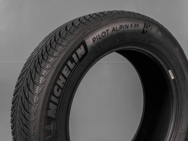 MICHELIN PILOT ALPIN 5 XL SUV 225/60 R18 104H RSC 3528707479525 ZIMNÍ PNEUMATIKY
