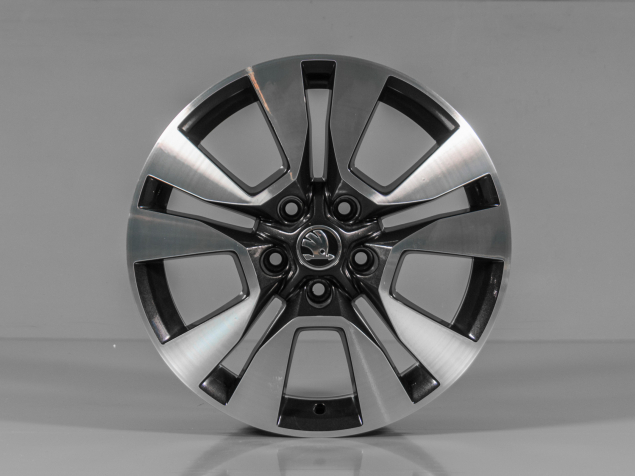 ŠKODA KAROQ, YETI, SCOUT 7,0x17 5x112 ET45 5LD601025E, 5L0071497K FL8 ORIGINÁLNÍ ALU KOLA