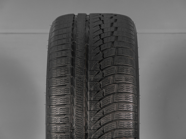 NOKIAN WR A4 255/45 R18 103V 6419440210582 ZIMNÍ PNEUMATIKY